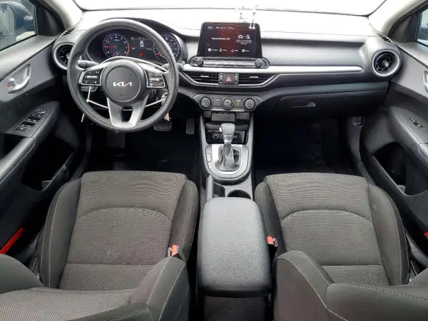 3KPF24AD2PE643089 2023 KIA FORTE - Image 8