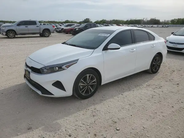 3KPF24AD2PE644467 2023 KIA FORTE - Image 1