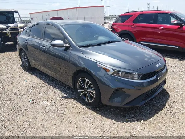 3KPF24AD2PE645201 2023 KIA FORTE - Image 1