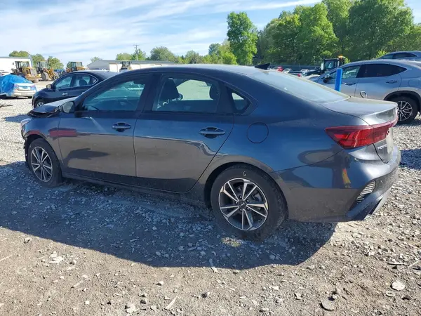 3KPF24AD2PE649135 2023 KIA FORTE - Image 2