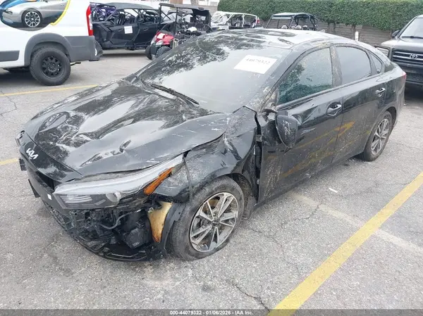 3KPF24AD2PE649801 2023 KIA FORTE - Image 2