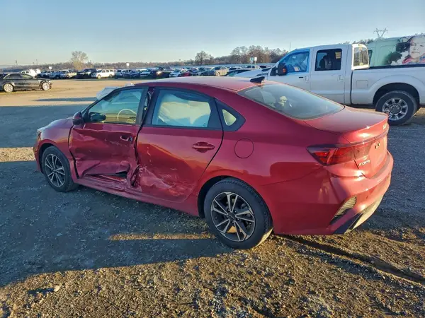 3KPF24AD2PE651824 2023 KIA FORTE - Image 2
