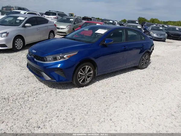 3KPF24AD2PE653296 2023 KIA FORTE - Image 2