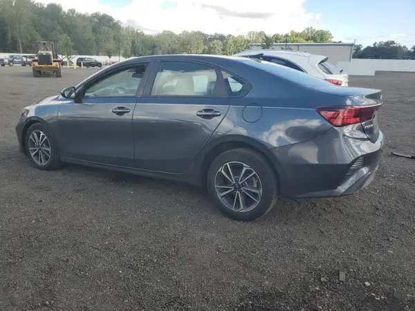 3KPF24AD2PE655324 2023 KIA FORTE - Image 2