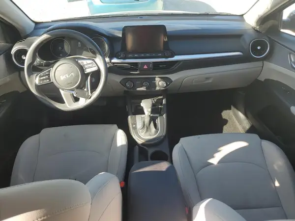 3KPF24AD2PE655646 2023 KIA FORTE - Image 8