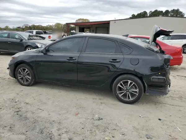 3KPF24AD2PE662032 2023 KIA FORTE - Image 2