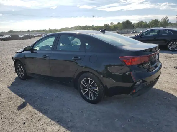 3KPF24AD2PE664041 2023 KIA FORTE - Image 2