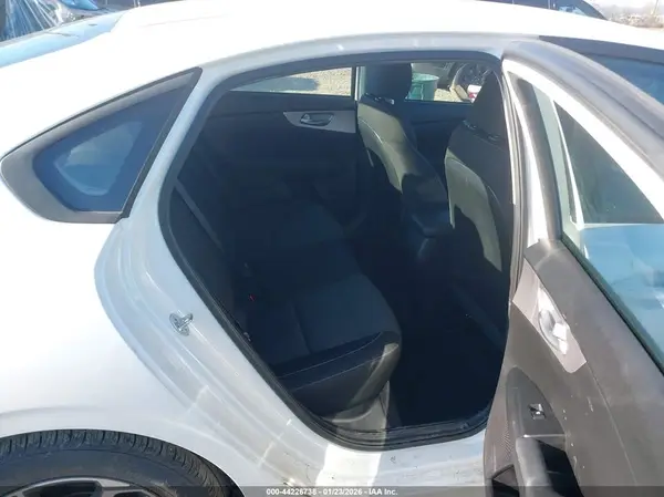 3KPF24AD2PE668462 2023 KIA FORTE - Image 8