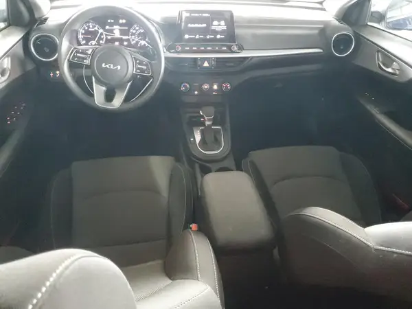 3KPF24AD2PE673354 2023 KIA FORTE - Image 8