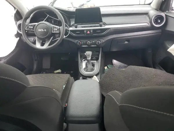 3KPF24AD2PE674083 2023 KIA FORTE - Image 8