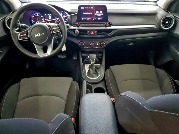 3KPF24AD2PE675217 2023 KIA FORTE - Image 8