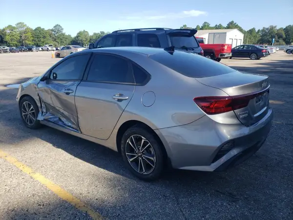 3KPF24AD2PE675251 2023 KIA FORTE - Image 2