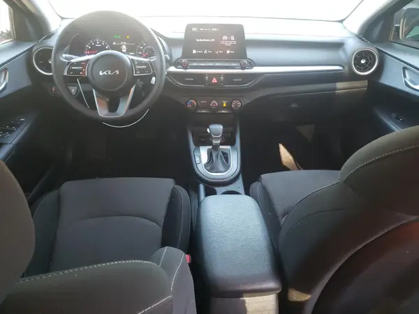 3KPF24AD2PE675251 2023 KIA FORTE - Image 8