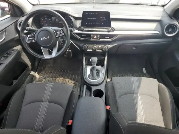 3KPF24AD2PE677212 2023 KIA FORTE - Image 8