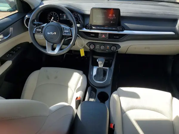 3KPF24AD2PE678327 2023 KIA FORTE - Image 8
