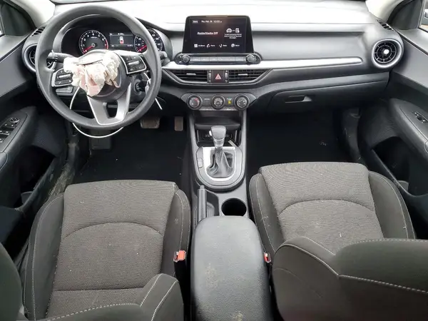 3KPF24AD2PE684824 2023 KIA FORTE - Image 8