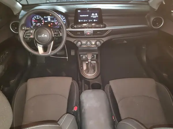 3KPF24AD2PE685276 2023 KIA FORTE - Image 8