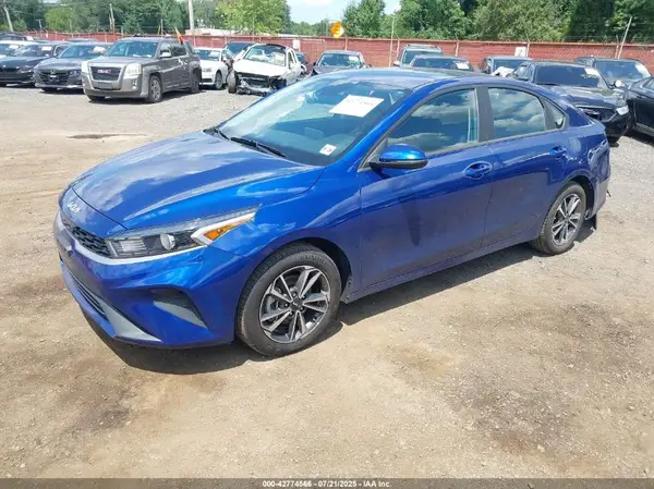 3KPF24AD2PE685360 2023 KIA FORTE - Image 2
