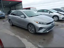3KPF24AD2PE685536 2023 KIA FORTE