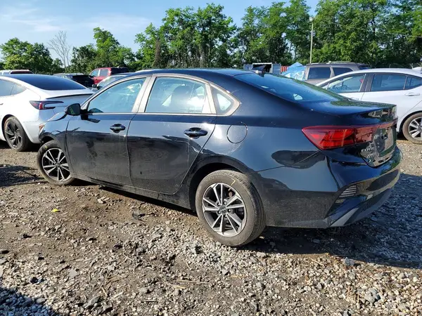 3KPF24AD2PE688601 2023 KIA FORTE - Image 2