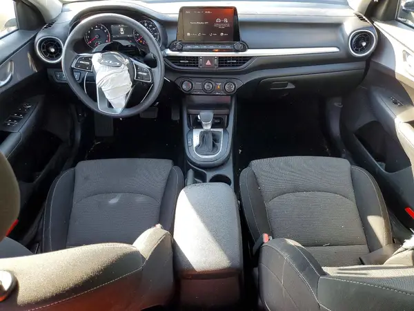 3KPF24AD2PE688601 2023 KIA FORTE - Image 8