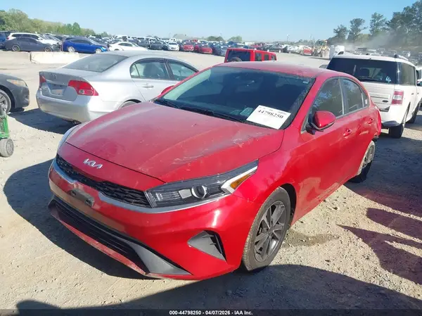3KPF24AD2PE691952 2023 KIA FORTE - Image 2