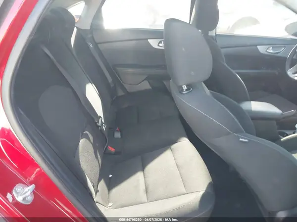 3KPF24AD2PE691952 2023 KIA FORTE - Image 8