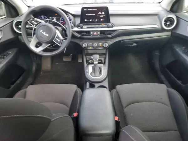 3KPF24AD2PE693989 2023 KIA FORTE - Image 8