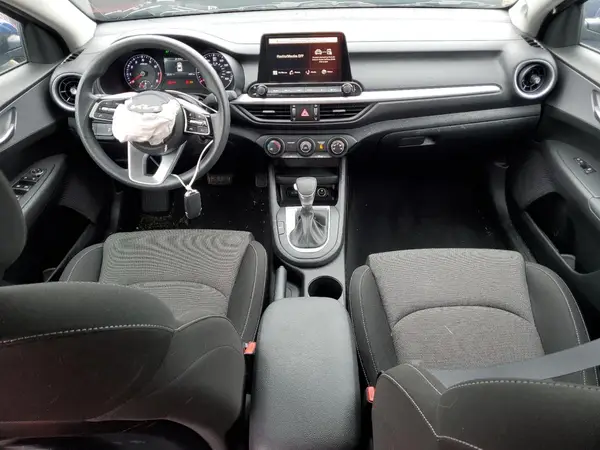 3KPF24AD2PE694639 2023 KIA FORTE - Image 8
