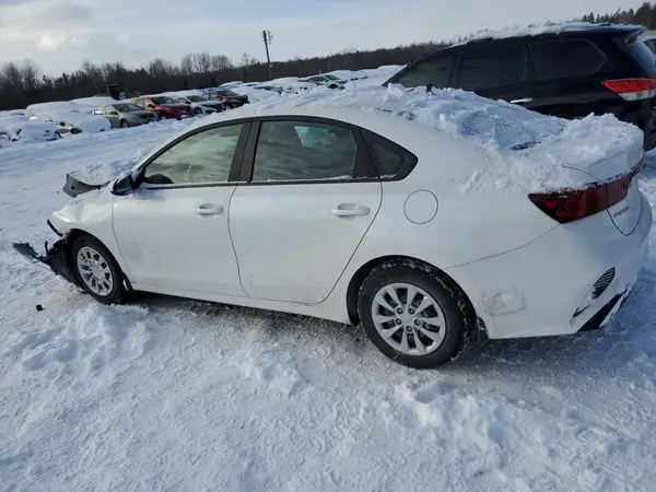 3KPF24AD2PE695967 2023 KIA FORTE - Image 2