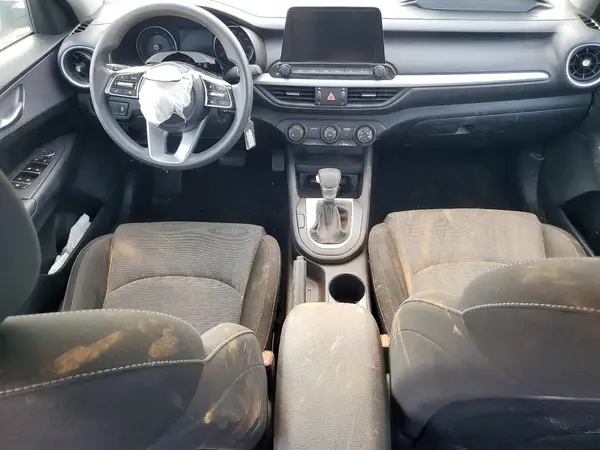 3KPF24AD2RE698046 2024 KIA FORTE - Image 8