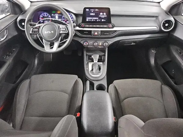 3KPF24AD2RE699875 2024 KIA FORTE - Image 8