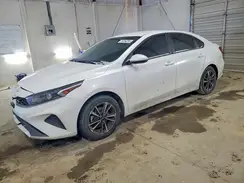 3KPF24AD2RE700667 2024 KIA FORTE
