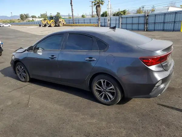 3KPF24AD2RE701141 2024 KIA FORTE - Image 2