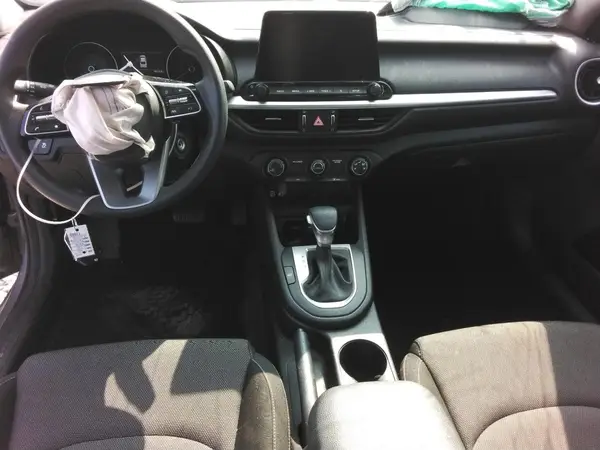 3KPF24AD2RE701978 2024 KIA FORTE - Image 8