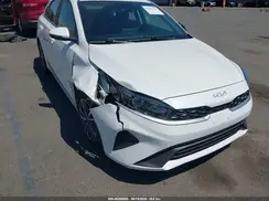 3KPF24AD2RE702032 2024 KIA FORTE