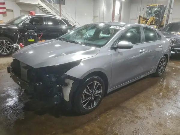 3KPF24AD2RE705920 2024 KIA FORTE - Image 1
