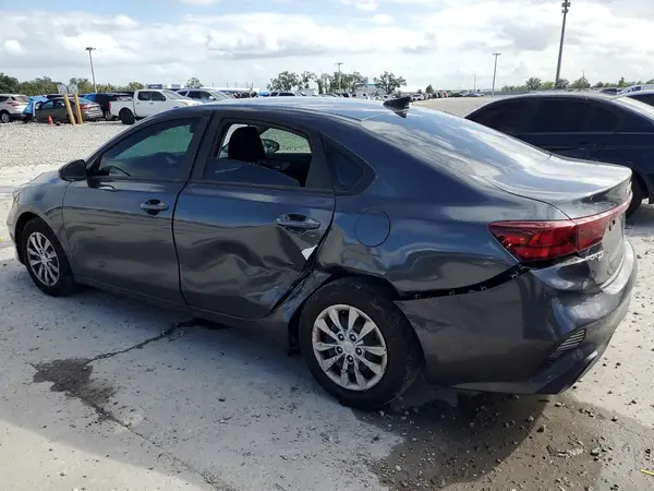 3KPF24AD2RE705996 2024 KIA FORTE - Image 2