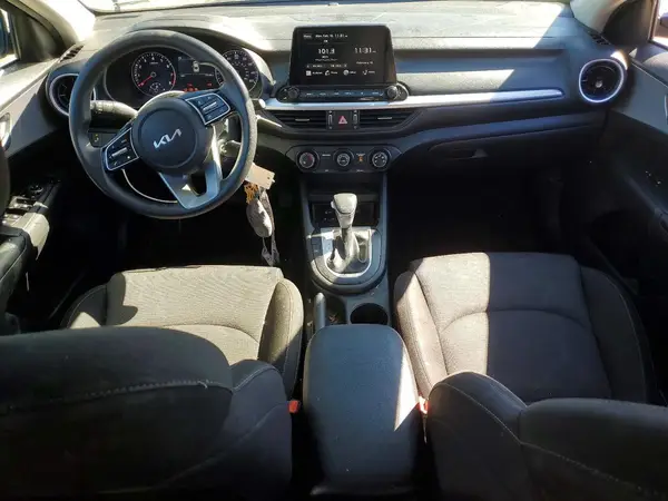 3KPF24AD2RE707618 2024 KIA FORTE - Image 8