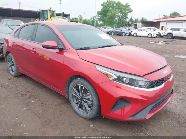 3KPF24AD2RE710017 2024 KIA FORTE - Image 1