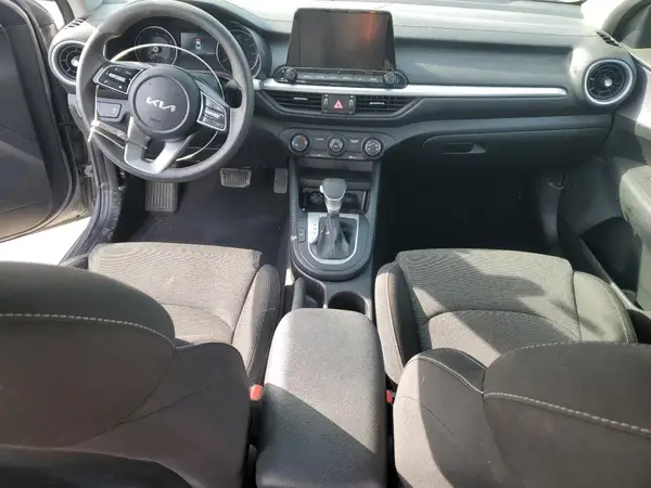3KPF24AD2RE713368 2024 KIA FORTE - Image 8