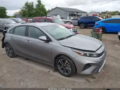 3KPF24AD2RE715458 2024 KIA FORTE