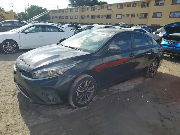 3KPF24AD2RE718912 2024 KIA FORTE - Image 1