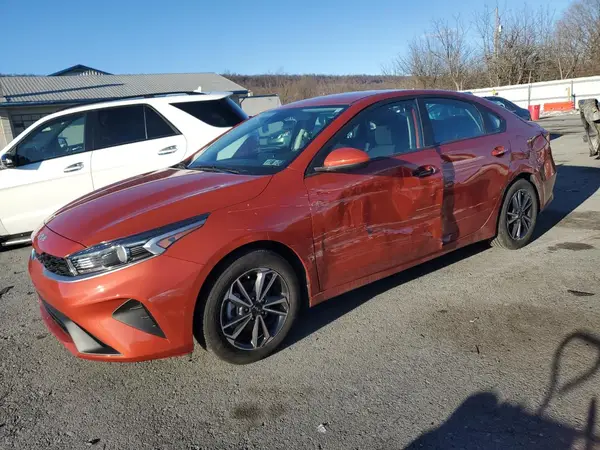 3KPF24AD2RE719042 2024 KIA FORTE - Image 1