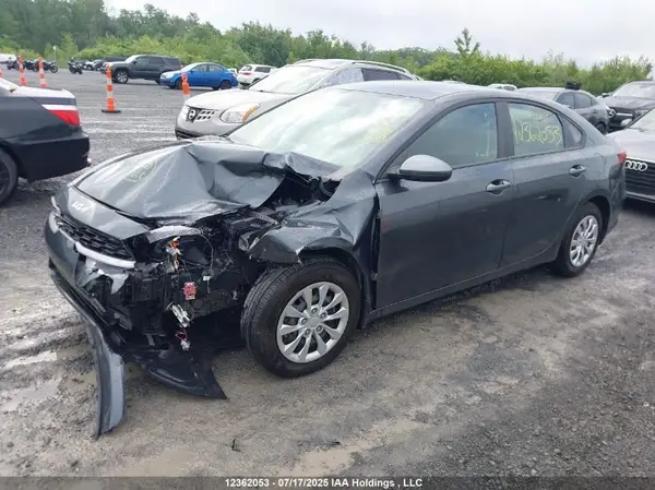 3KPF24AD2RE721406 2024 KIA FORTE - Image 2