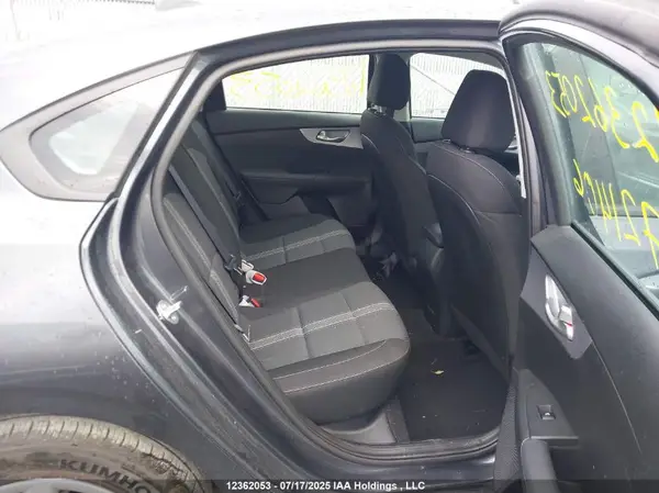 3KPF24AD2RE721406 2024 KIA FORTE - Image 8