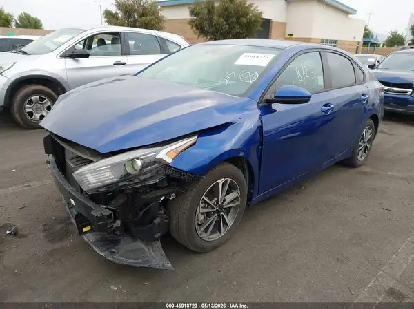 3KPF24AD2RE722913 2024 KIA FORTE - Image 2