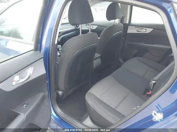 3KPF24AD2RE723754 2024 KIA FORTE - Image 8
