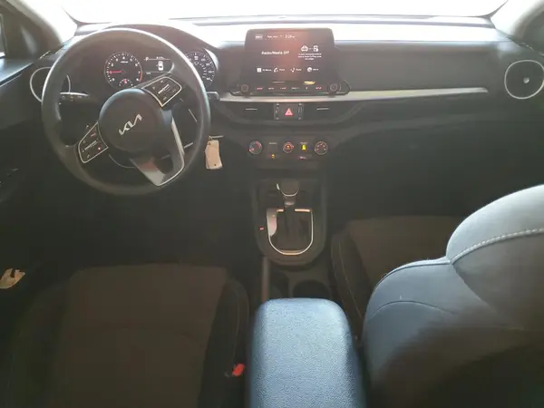 3KPF24AD2RE724614 2024 KIA FORTE - Image 8