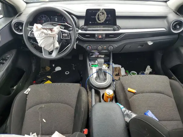 3KPF24AD2RE725410 2024 KIA FORTE - Image 8